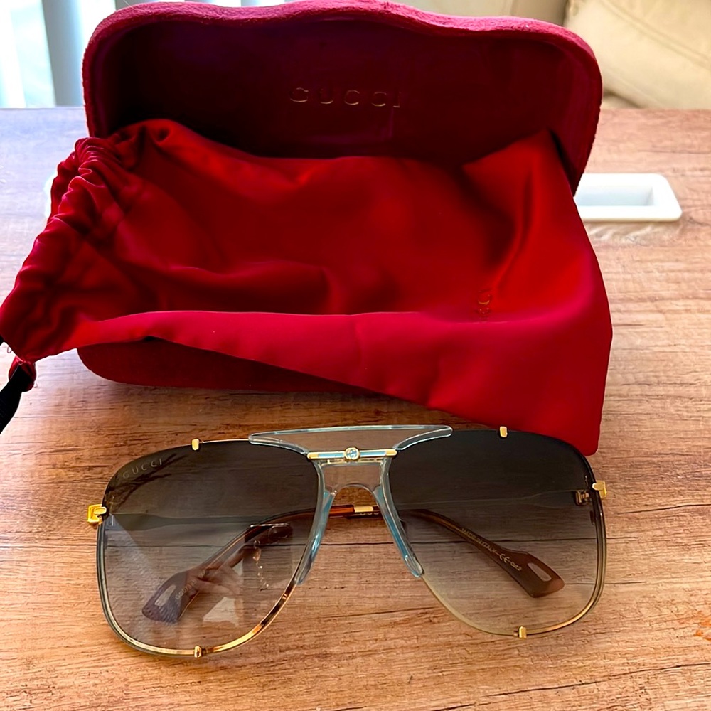 Gucci sunglasses
